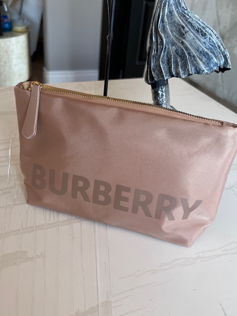 New! Burberry cosmic bag with Zipper